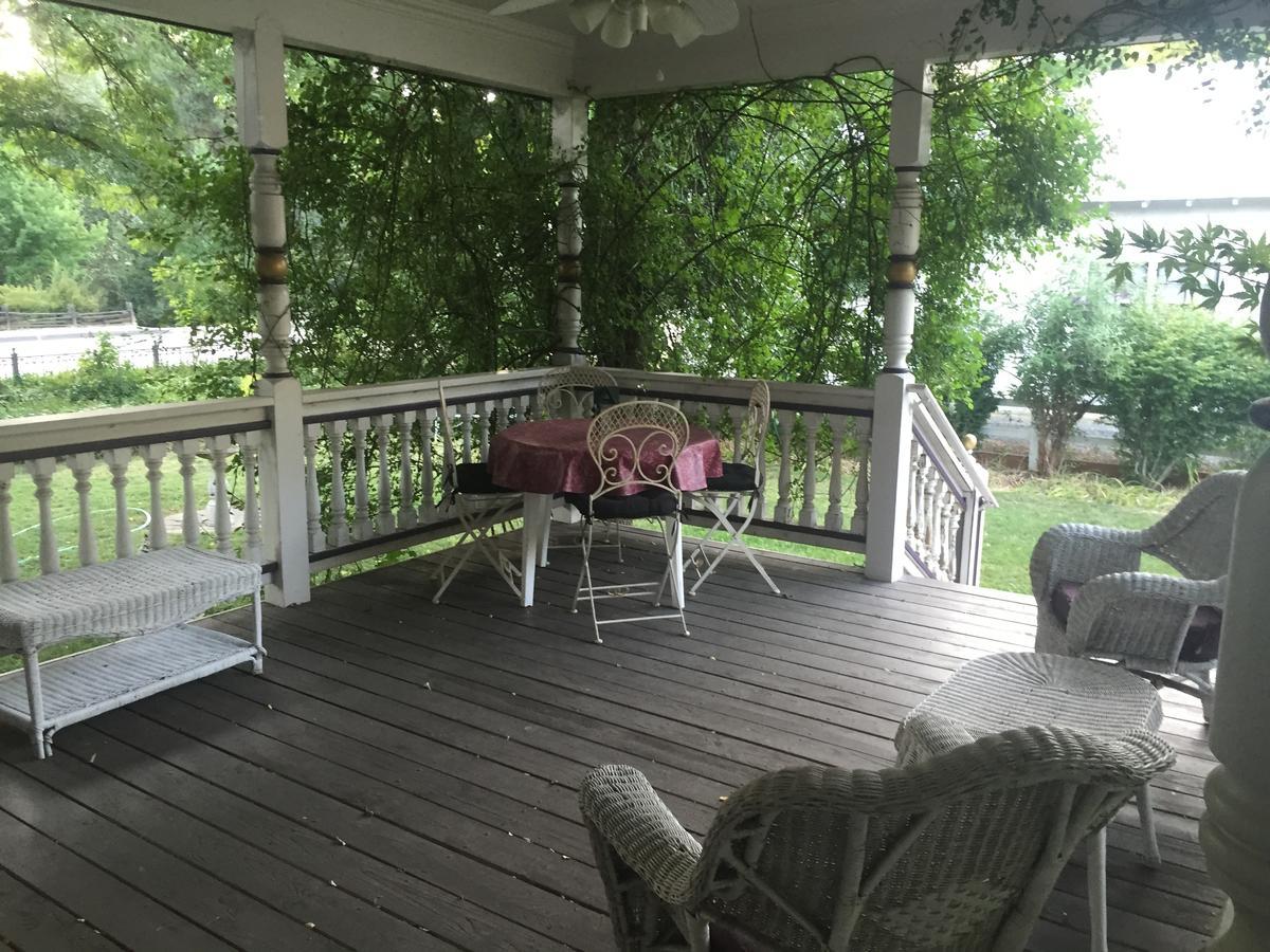 The Whitmore Inn Weaverville Εξωτερικό φωτογραφία