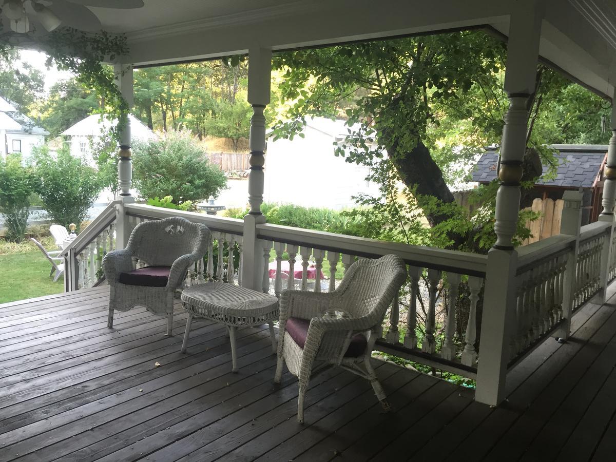 The Whitmore Inn Weaverville Εξωτερικό φωτογραφία